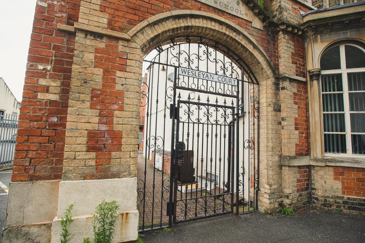 Pass The Keys 2 Bed Flat In Old School House Appartement Lincoln Buitenkant foto
